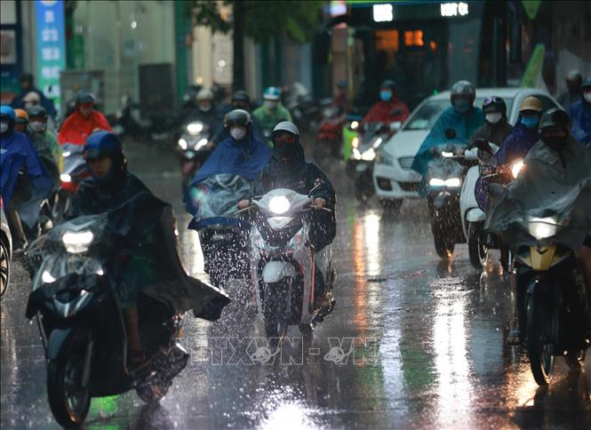 Thời tiết hôm nay (30-5): Đề phòng mưa dông, sét tái diễn, nguy cơ ngập cục bộ